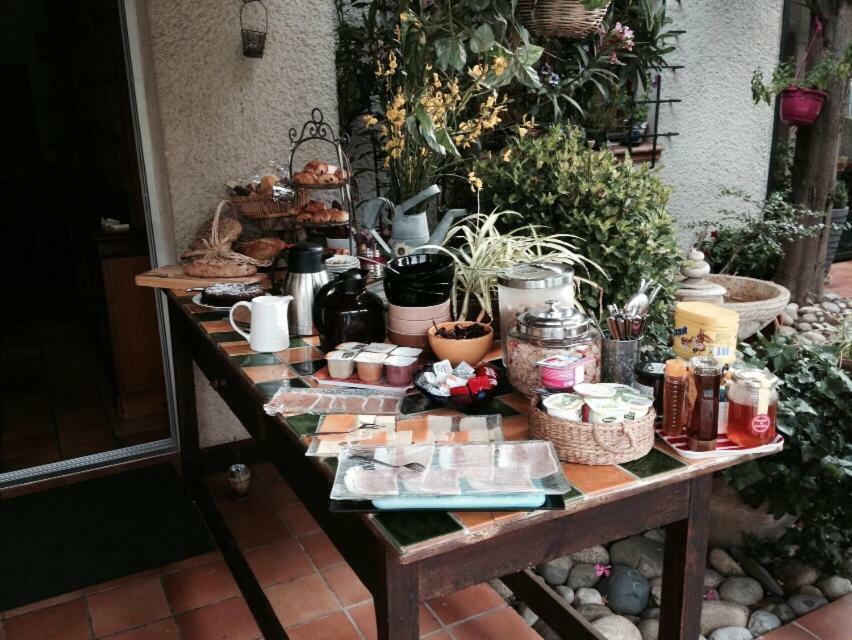 Bed and Breakfast Le Jardin de la cité Carcasona Exterior foto